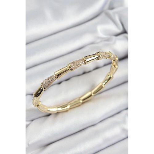Pirinç Zirkon Taşlı Kemik Model Gold Renk Vip Kadın Bileklik