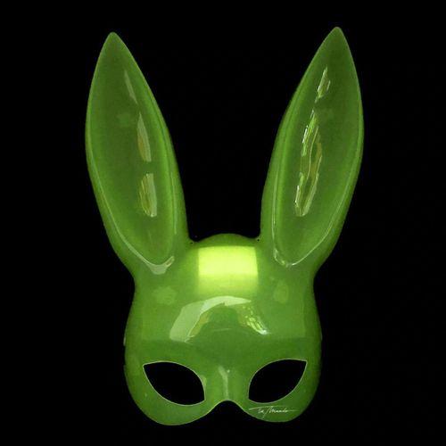 Karanlıkta Yanan Glow Floresan Tavşan Maskesi