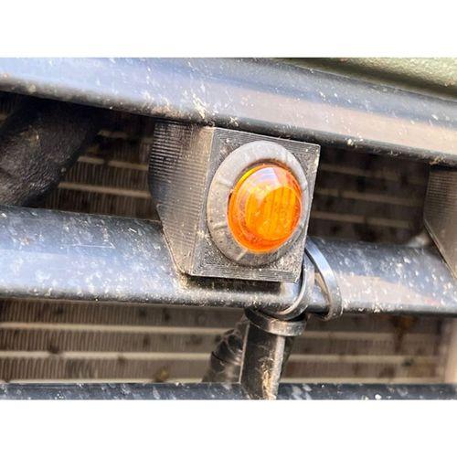 Land Rover Defender Ön Radyatör Izgara Konum Lambası Montajı (Bu ürün Sadece Plastik parçadır - Almadan Önce Soru Sorabilirsiniz)