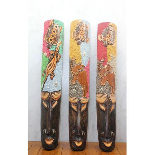 Ahşap Duvara Asmalı 1.metre Maske