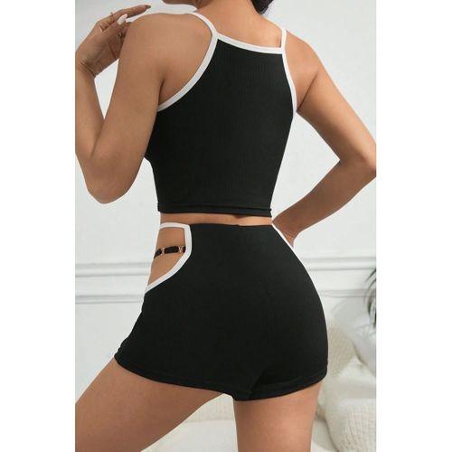 Kadın Siyah Beyaz Cut-out Detaylı Feminen Şortlu Gece Giyim Takımı