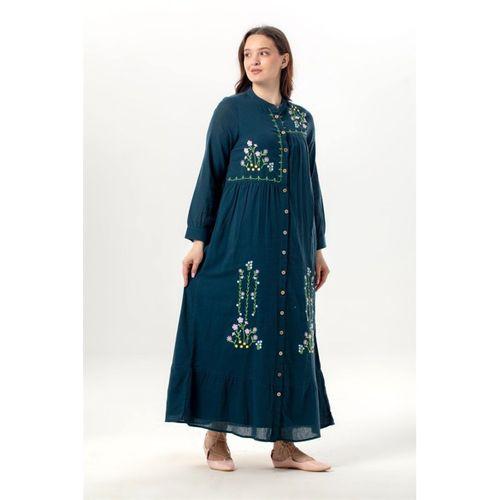 Uzun Kol Neşe Nakış Detaylı Boydan Düğmeli Yazlık Şile Bezi Uzun Elbise Petrol Ptrl