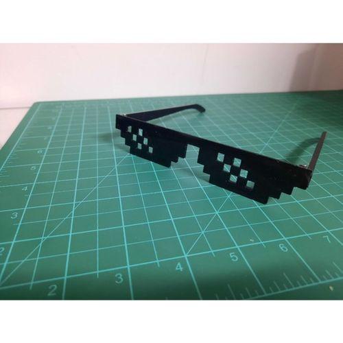 Thug Life Gözlükleri (Bu ürün Sadece Plastik parçadır - Almadan Önce Soru Sorabilirsiniz)