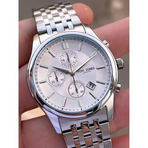 Tom Jones Bileklik Hediyeli Çelik Kordon 3 Atm Suya Dayanıklı 2 Yıl Garantili Erkek Kol Saati 10080.1