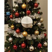 Beyaz Dikey Cizgili Yuvarlak Dekoratif Yilbasi Susu