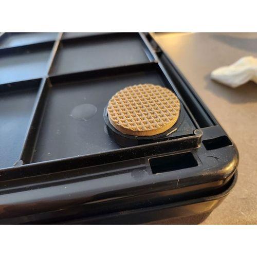 InstaCrate Katlanabilir Kutu Kaymaz Ayak (Bu ürün Sadece Plastik parçadır - Almadan Önce Soru Sorabilirsiniz)