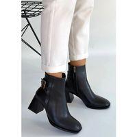 Kanda Siyah Cilt Topuklu Bot