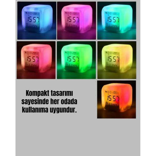 Kronometre Ve Takvim Destekli Renk Değiştiren Led Dijital Küp Saat