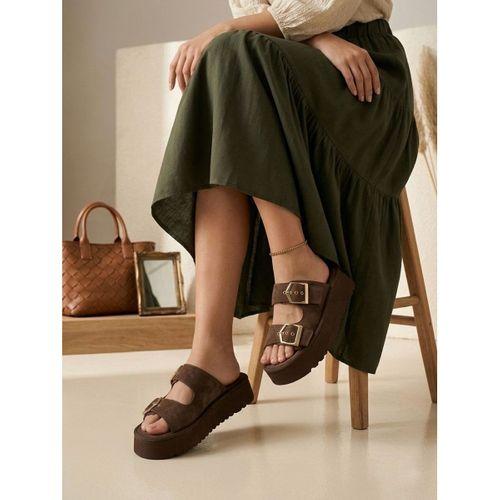 Yazlık Kadın Kahverengi Platform Taban Tokalı Terlik