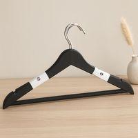 3'lü Sert Plastik Elbise Askısı (Metal Başlı)