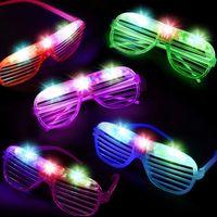 Led Işıklı Pilli Panjur Şekilli Rengarenk Yanıp Sönen Lüks Parti Gözlüğü Karışık 12 Adet