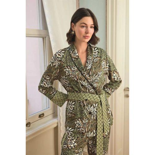 Çiçek Yaprak Ve Etnik Desenli Pijama Takımı