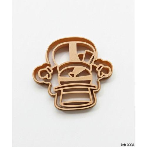 Noel Askeri Fındıkkıran Kurabiye Kalıbı – Şapkalı Asker Figürlü, Çift Parça Hamur Kesici, Şeker Hamuru ve Oyun Hamuru İçin