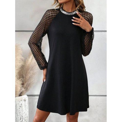 Kadın Uzun Kollu Yarı Balıkçı Yaka Pulpayetli Kolları Dantel Detaylı Mini Ithal Krep Elbise
