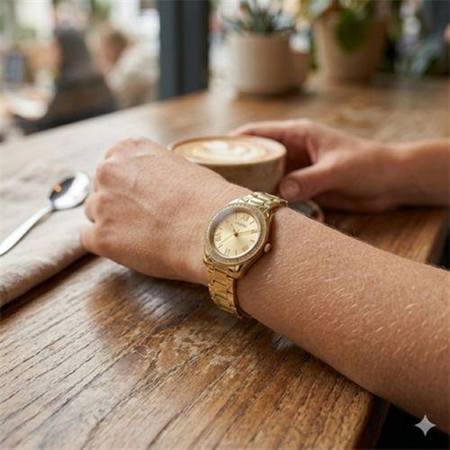 Guess GUGW0841L7 Kadın Kol Saati