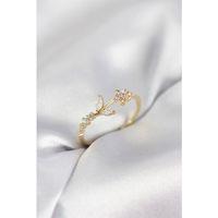 Çiçek Model Zirkon Taşlı Gold Renk Kadın Yüzük