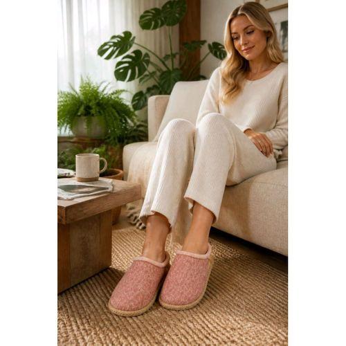 Pembe %100 Alt Taban ve Üstü Keçe 36-37 Numara Ev İçi Terlik