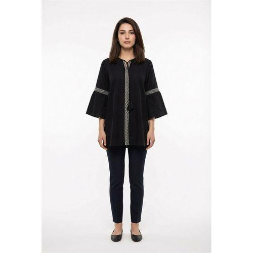 Kısa Kol Dicle Bağcıklı V Yaka Şile Bezi Yazlık Bluz Siyah Syh