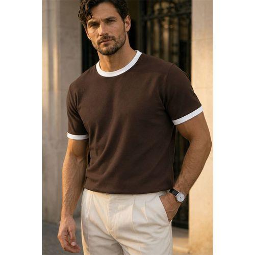 Capra Yaka Kol Biyeli Basic Pamuk Likralı İki İplik Erkek T-Shirt - Kahve
