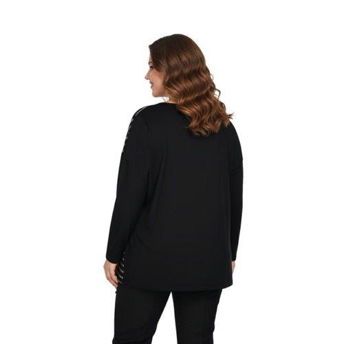 Kadın Siyah Sıfır Yaka Taşlı Bluz BGL-ST05152