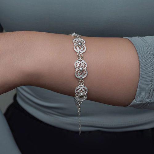 Gümüş Çiçek Motifli Telkari Kadın Bileklik