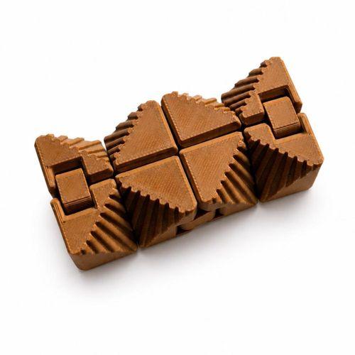 Sonsuzluk Küpü (Infinity Cube) Üçgen Kahverengi Stres Oyuncağı