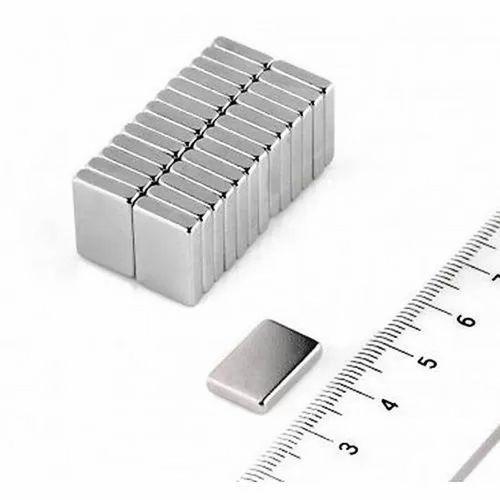 100 Adet 15x10x1.5 Mm Köşeli Neodyum Mıknatıs N35 Magnet Dayanıklı Nikel Kaplama