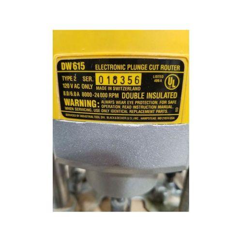 DeWalt Router Mil Kilit Tuşu (Bu ürün Sadece Plastik parçadır - Almadan Önce Soru Sorabilirsiniz)