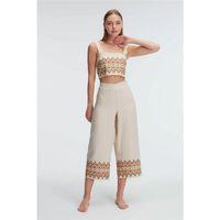 Askılı Oyuk U Yaka Geometrik Yazlık Uzun Nakış Detaylı Pijama Takımı