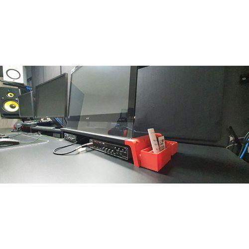 - 3 Monitör için Tutucu 3D Baskı (Bu ürün Sadece Plastik parçadır - Almadan Önce Soru Sorabilirsiniz)