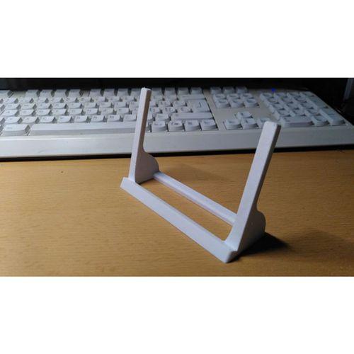 Garmin zūmo 396 Masaüstü Standı (Bu ürün Sadece Plastik parçadır - Almadan Önce Soru Sorabilirsiniz)