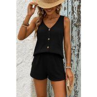 Kadın Askılı Kolsuz V Yakalı önden Düğmeli Bürümcük Bluz Ve Short Ikili Takım