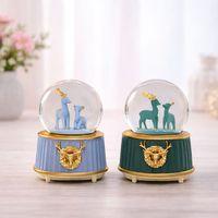 Orta Boy Geyik Kar Küresi