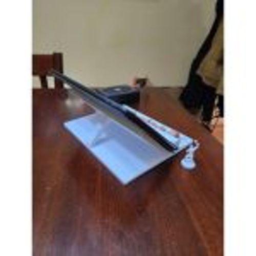 D D IPad Tablet Standı Entegre Zarı ve Stylus Tepsileri ile (Bu ürün Sadece Plastik parçadır - Almadan Önce Soru Sorabilirsiniz)