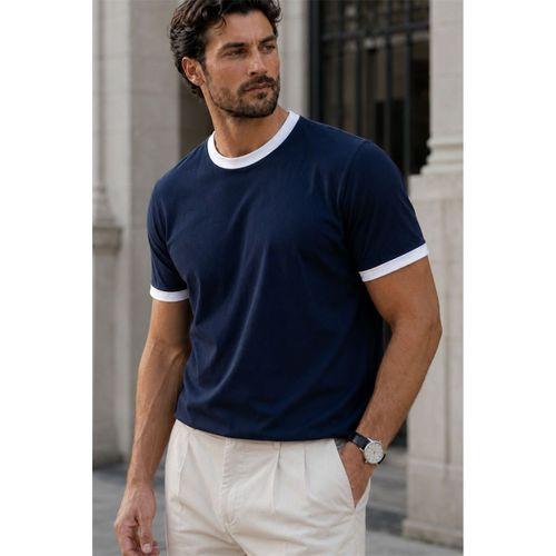 Capra Yaka Kol Biyeli Basic Pamuk Likralı İki İplik Erkek T-Shirt - Lacivert