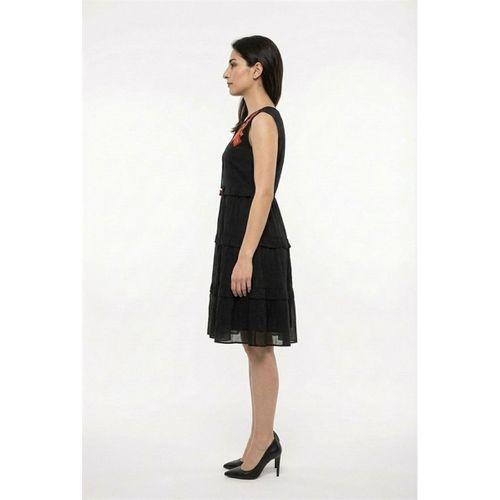 Kolsuz Mina Nakış Detaylı Bağcıklı Yaka Yazlık Vual Elbise Siyah Syh