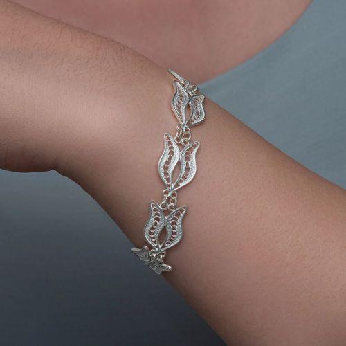 Gümüş Lale Motifli Telkari Kadın Bileklik