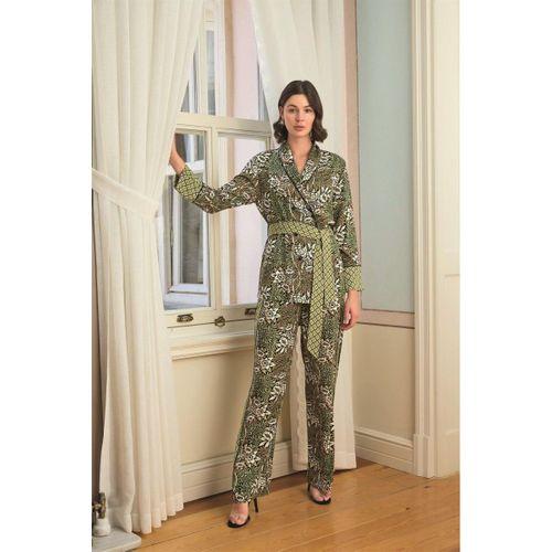 Çiçek Yaprak Ve Etnik Desenli Pijama Takımı
