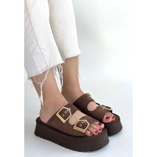 Coer Kahverengi Süet Çift Tokalı Terlik