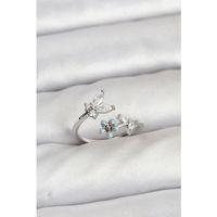 Pirinç Gümüş Renk Kelebek Model Kadın Yüzük