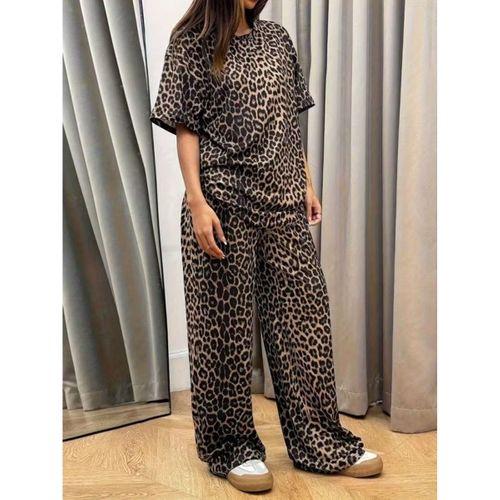 Kadın Kısa Kollu Bisiklet Yaka Iki Iplik Leopar Desenli Bluz Ve Pantolon Ikili Takım