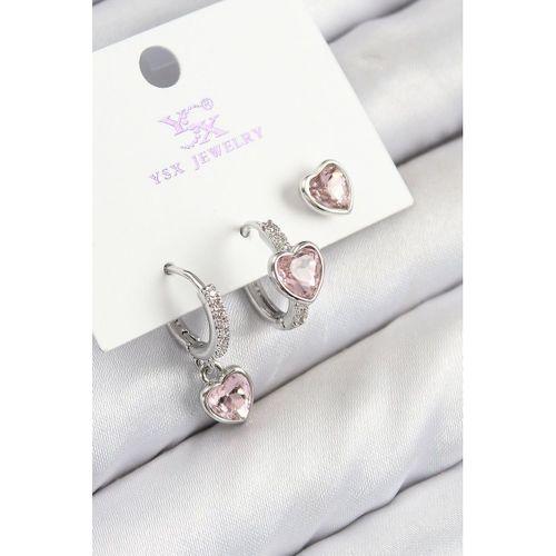 Pirinç Zirkon Taşlı 3'lü Pembe Kalp Model Gümüş Renk Kadın Küpe