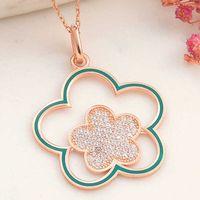 ​Lucky Life 925 Ayar Gumuss  Rose Çiçek Desenli Lucky Life Lucky Life Lucky Life Kadın Kolye