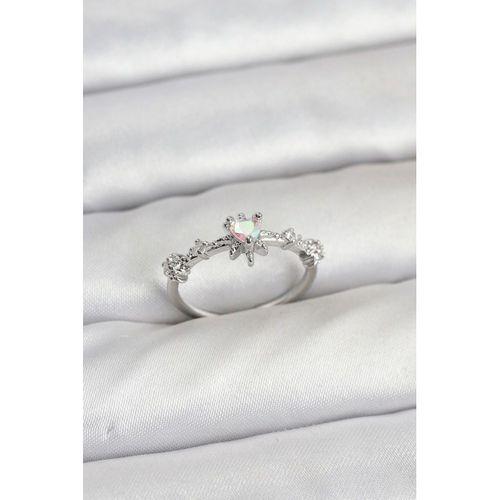 Gümüş Renk Pirinç Yıldız Model Kadın Yüzük