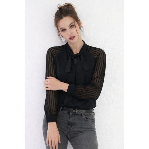 Kadın Uzun Kollu Reglan Kol Detaylı Tüllü Yakadan Bağlamalı Sandy Bluz