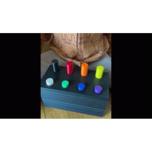 Küçük Çocuklar için Çivi Bulmacası (Bu ürün Sadece Plastik parçadır - Almadan Önce Soru Sorabilirsiniz)