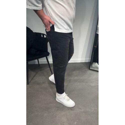 Erkek Siyah Dizi Yırtık Boyfriend Jean