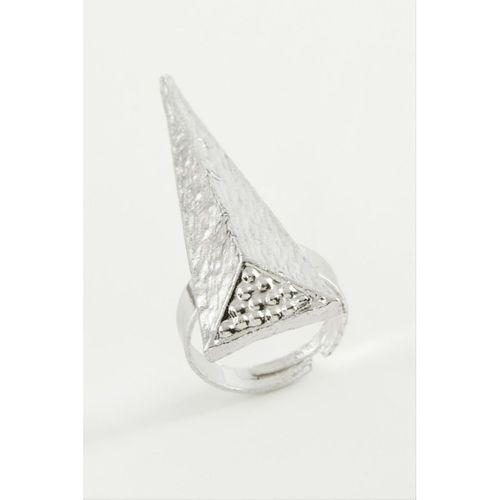 Piramit Metal Yüzük