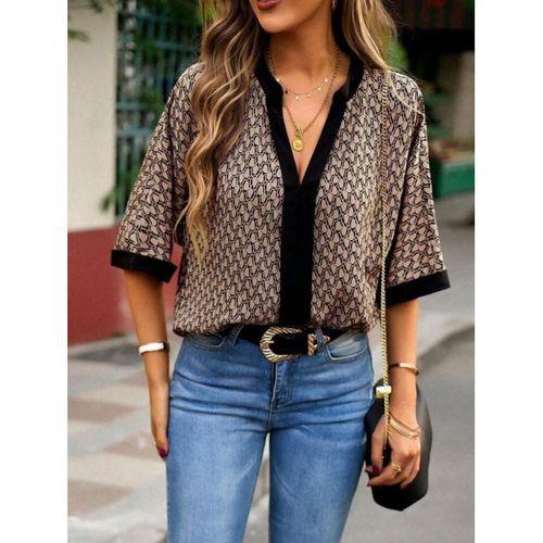 Kadın Kısa Kollu önden şerit Detaylı Desenli Sandy Bluz