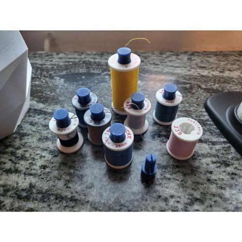 Makaraya Vidalı İplik Sabitleme Aparatı 3D Baskı (Bu ürün Sadece Plastik parçadır - Almadan Önce Soru Sorabilirsiniz)